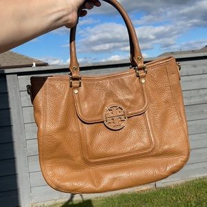 Tory Burch Amanda Classic Handle Hobo Bag